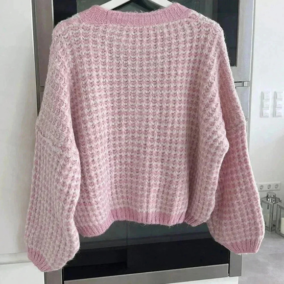 Fall Stylish Women's Plaid Printed V-Neck Button Long sleeved Cardigan - Picture 2 of 4